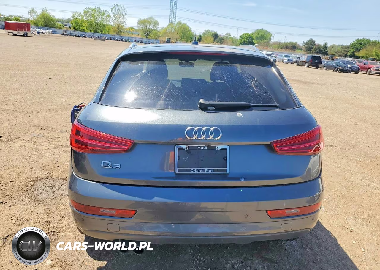 2018 Audi Q3 Premium VIN:WA1BCCFS2JR012765 - 6