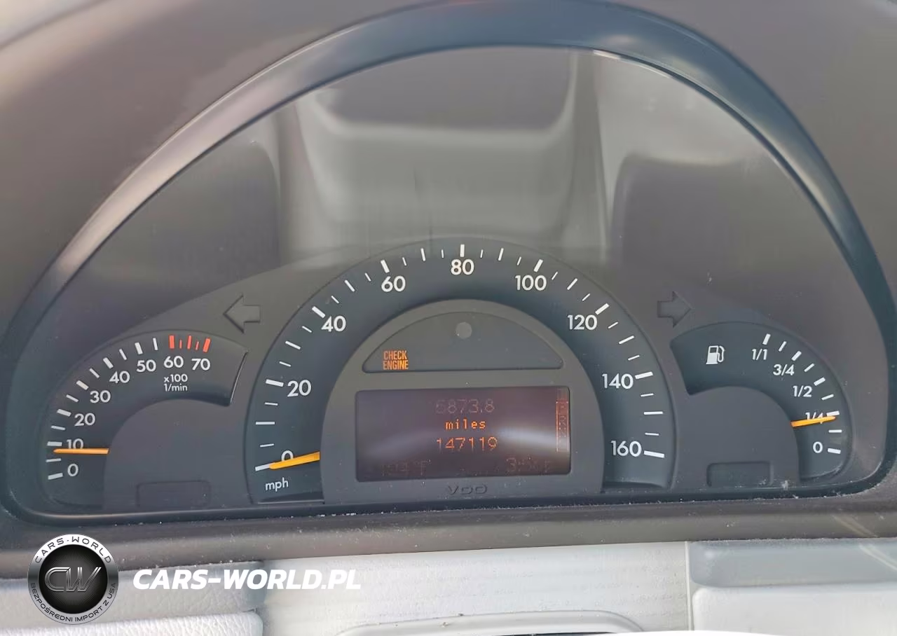 2002 Mercedes-Benz C 240 VIN:WDBRF61J12F130979 - 9