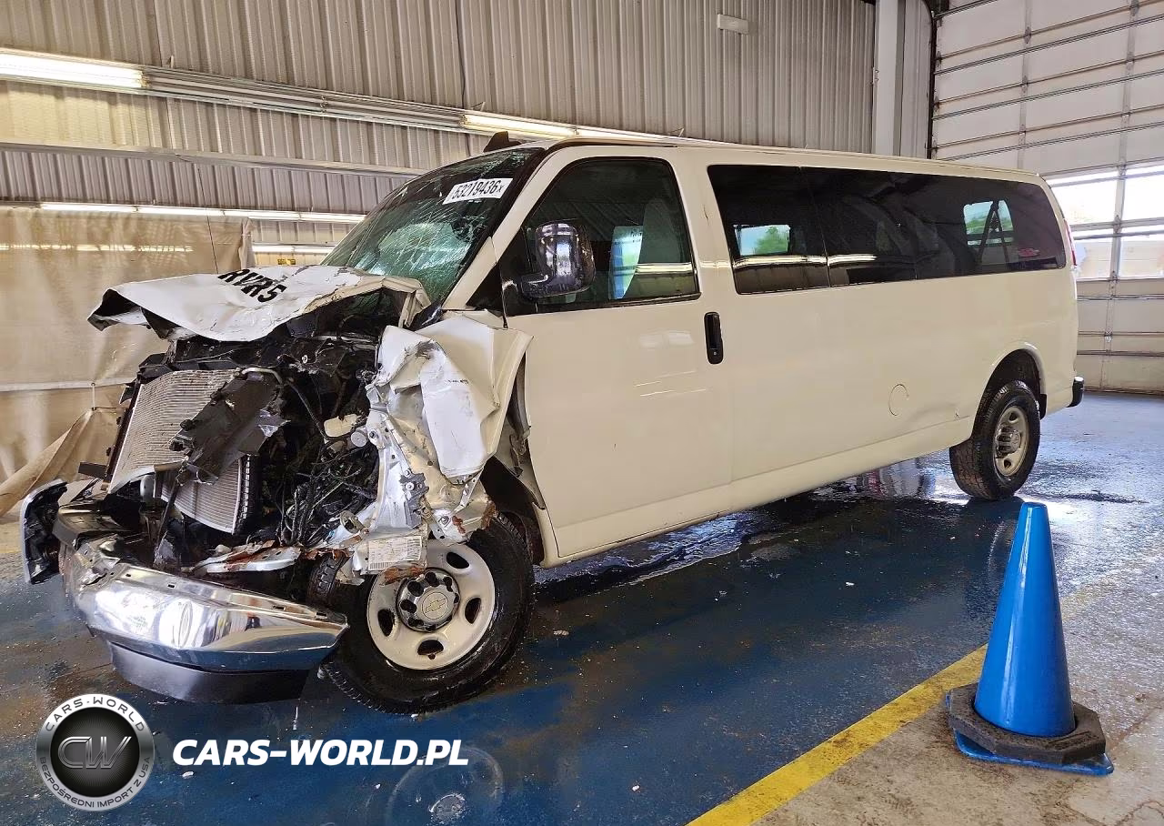 2016 Chevrolet Express G3500 Lt