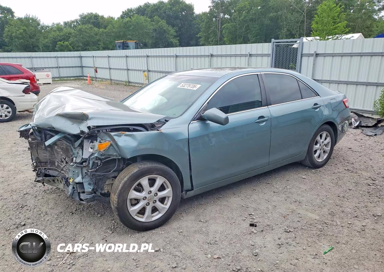 2010 Toyota Camry Le