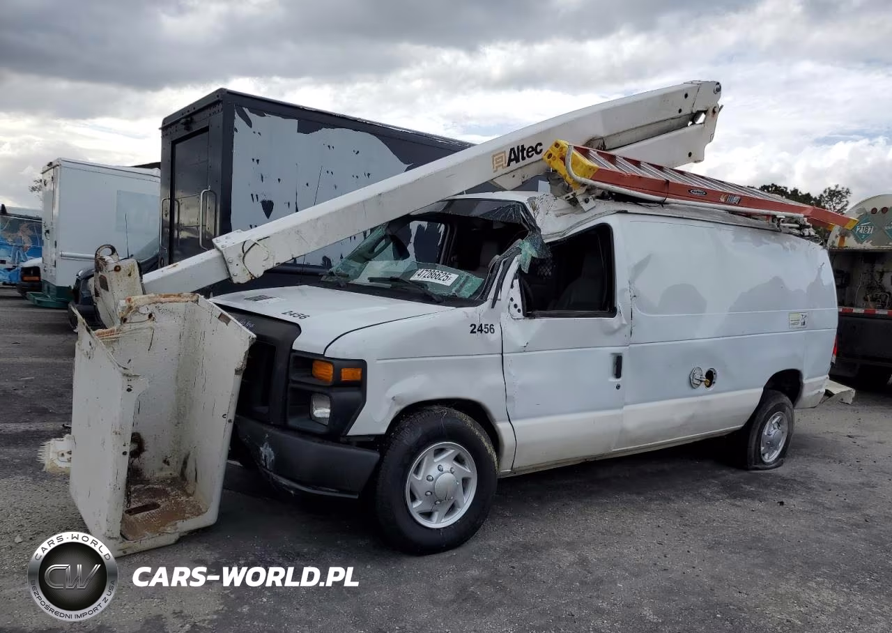2010 Ford Econoline E350 Super Duty Van