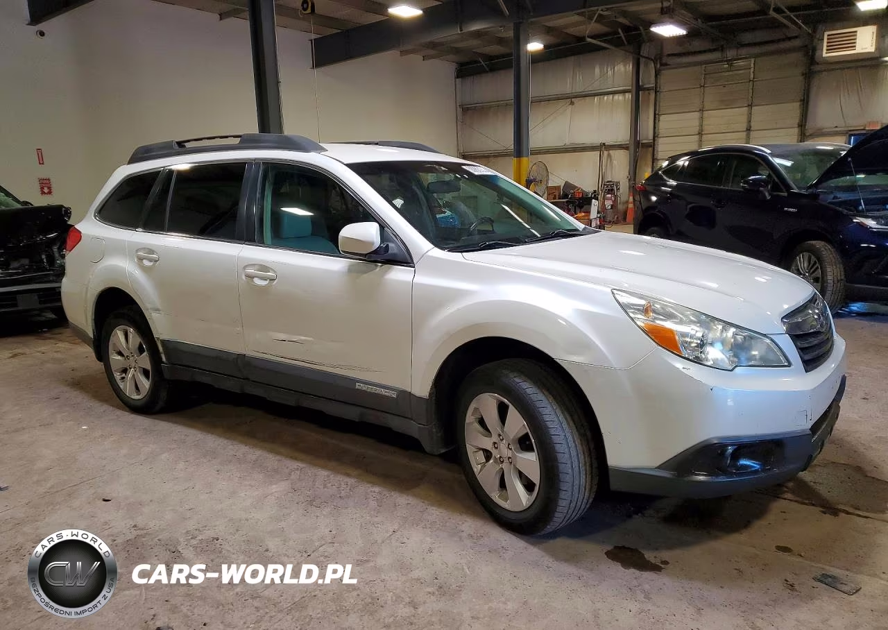 2011 Subaru Outback 3.6R Limited VIN:4S4BRDJC6B2323793 - 4