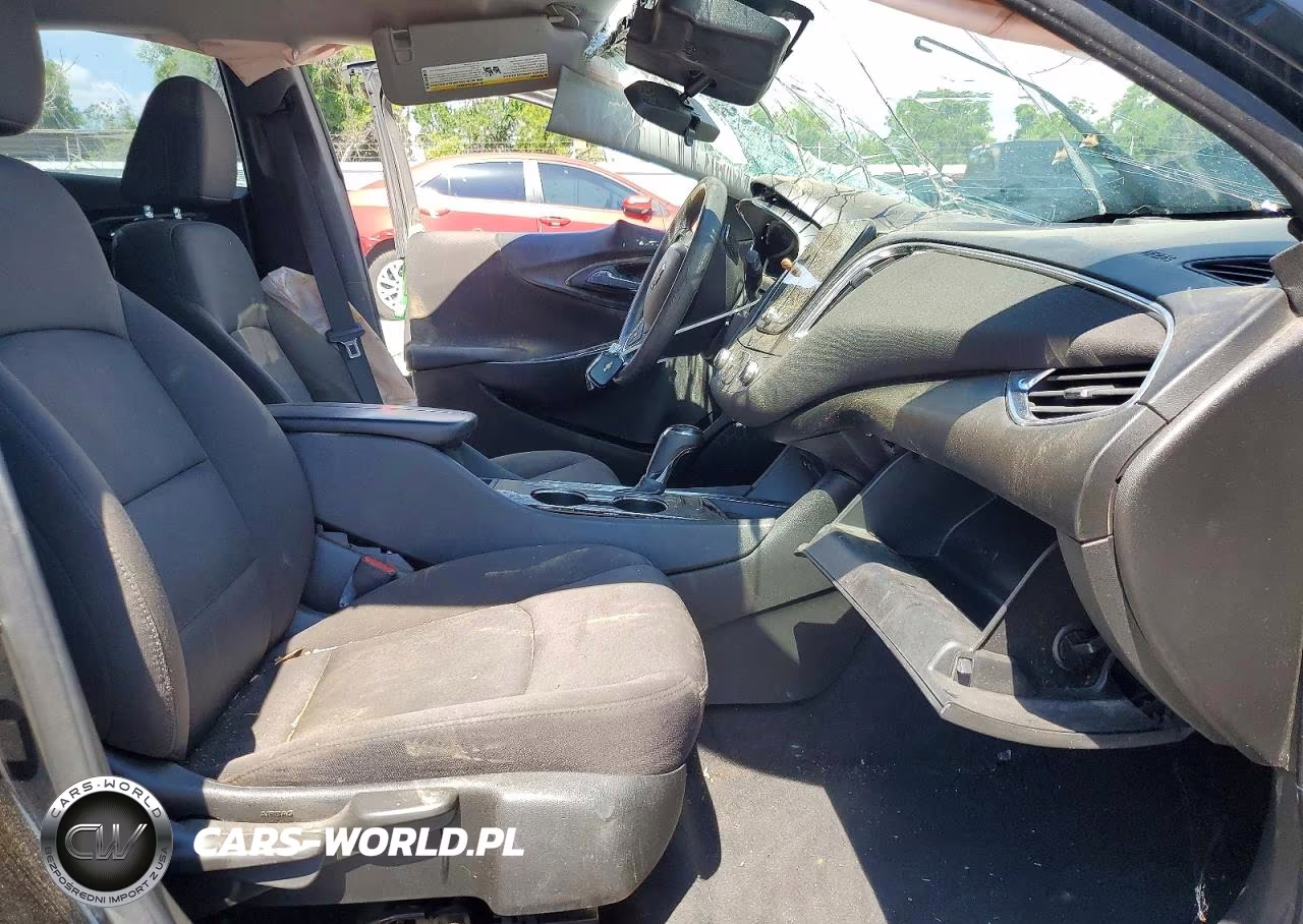 2019 Chevrolet Malibu Lt VIN:1G1ZD5ST2KF195303 - 7