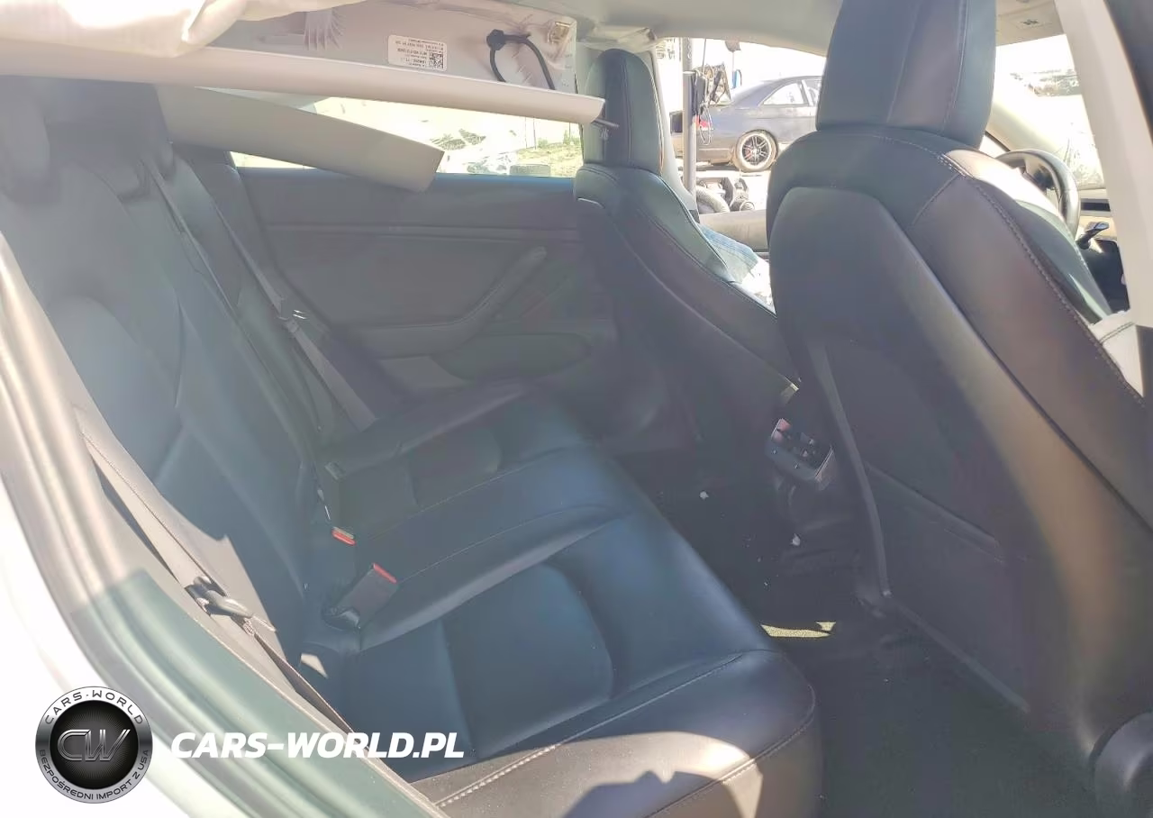 2018 Tesla Model 3 VIN:5YJ3E1EB2JF116947 - 10
