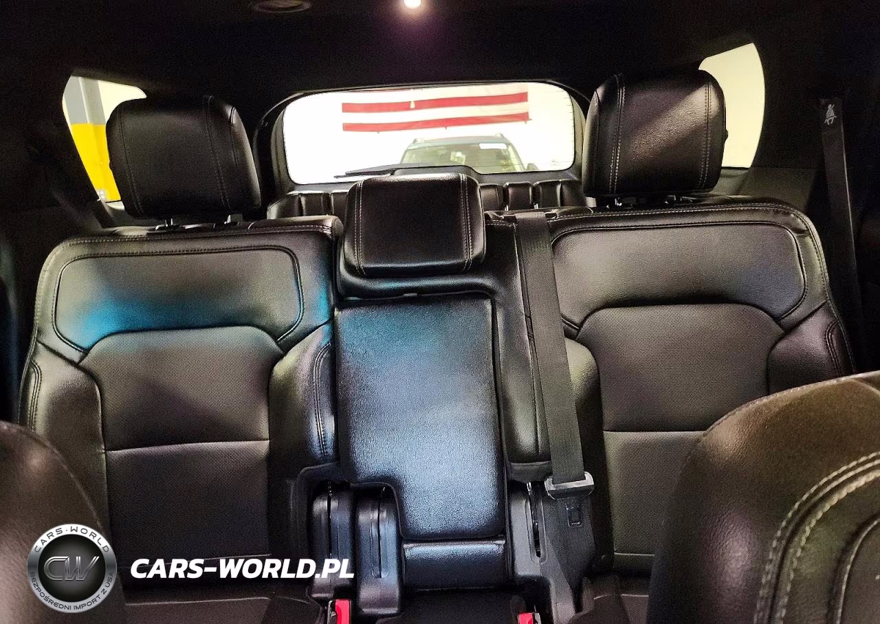 2018 Ford Explorer Limited VIN:1FM5K8F80JGB85666 - 10