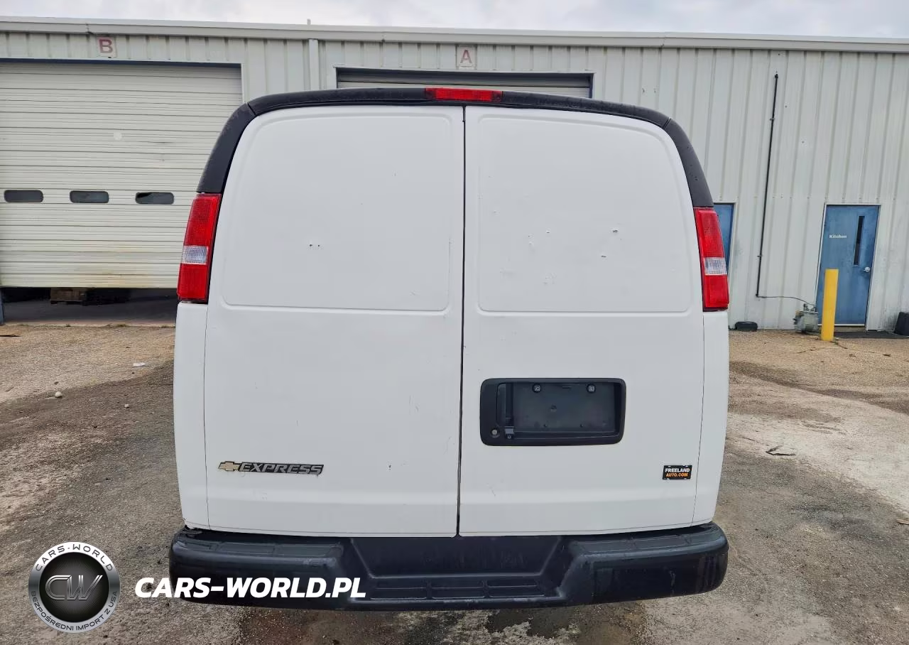 2021 Chevrolet Express 2500 Cargo Delivery Van VIN:1GCWGAFP6M1162716 - 6
