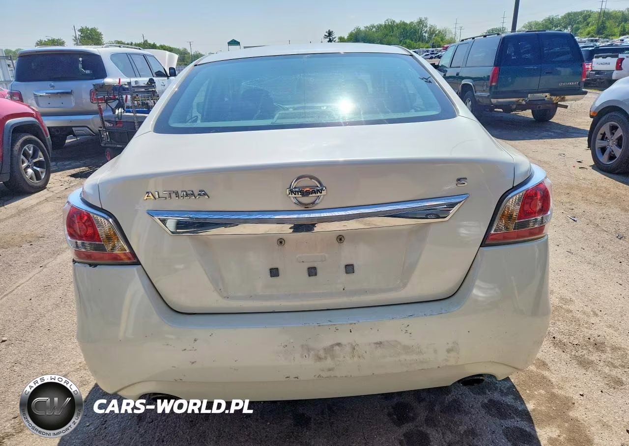 2015 Nissan Altima 2.5 S VIN:1N4AL3AP2FN334413 - 6