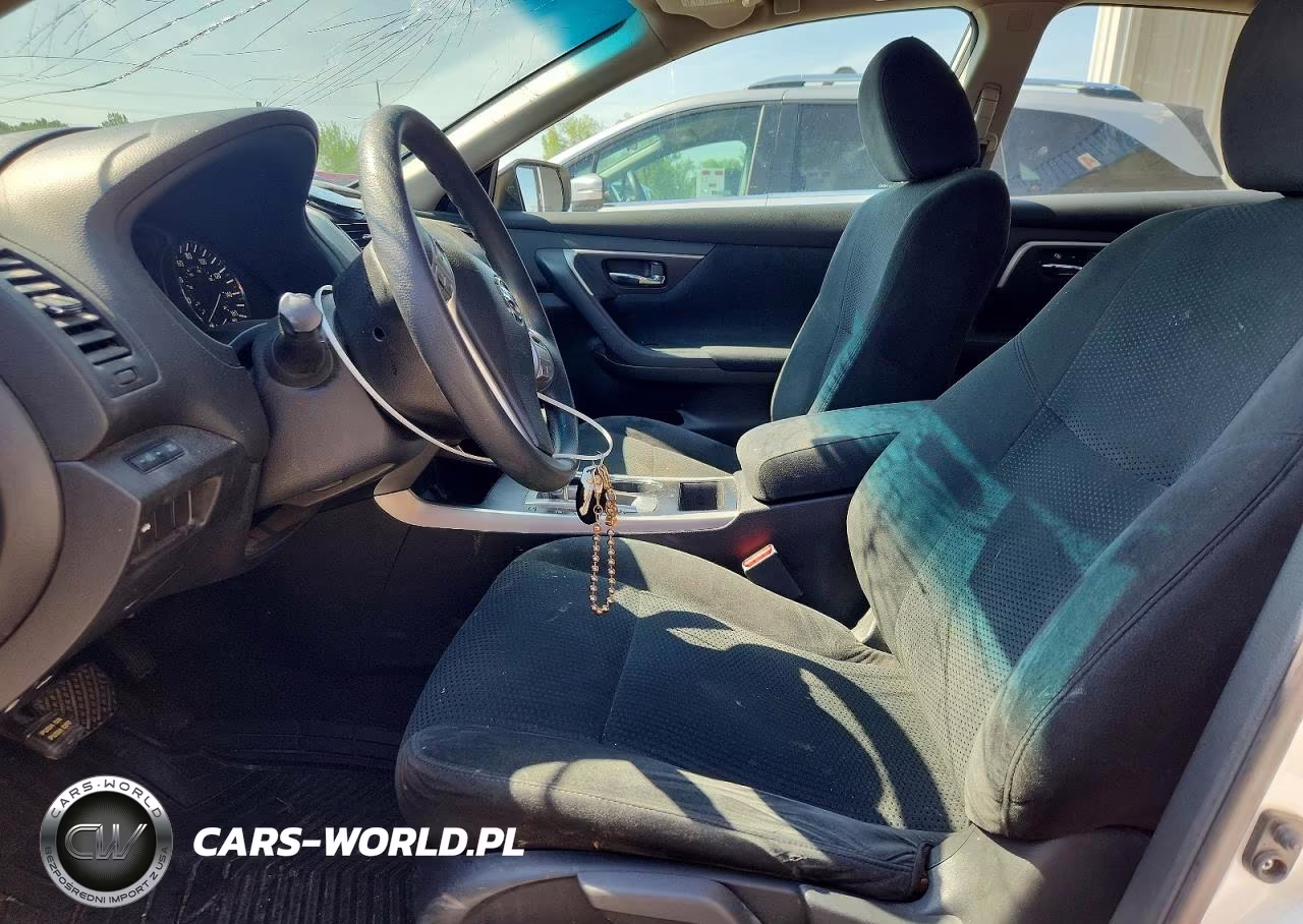 2015 Nissan Altima 2.5 S VIN:1N4AL3AP2FN334413 - 7