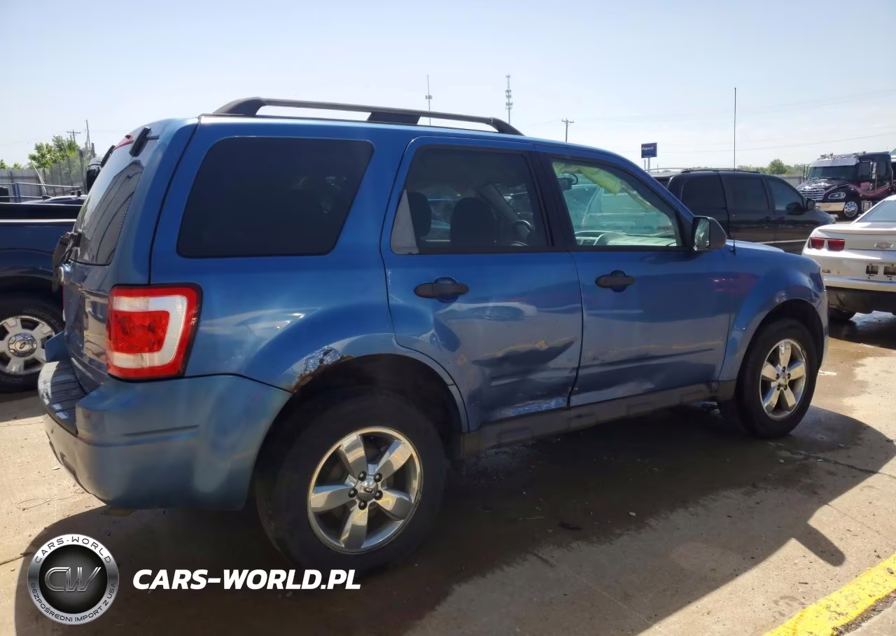 2009 Ford Escape Xlt VIN:1FMCU03G09KA92248 - 3