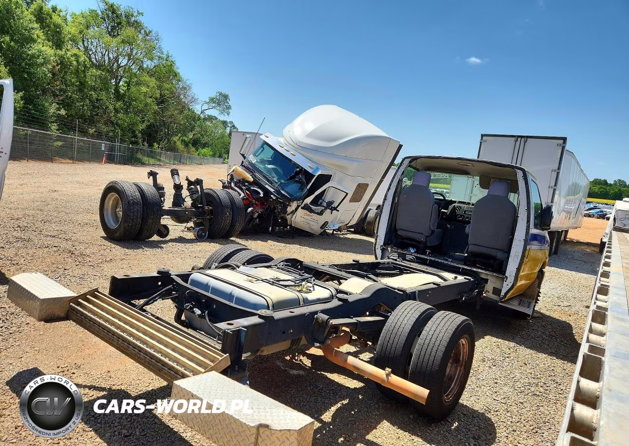 2018 Ford E450 Truck Cab And Chassis VIN:1FDXE4FS9JDC23210 - 3