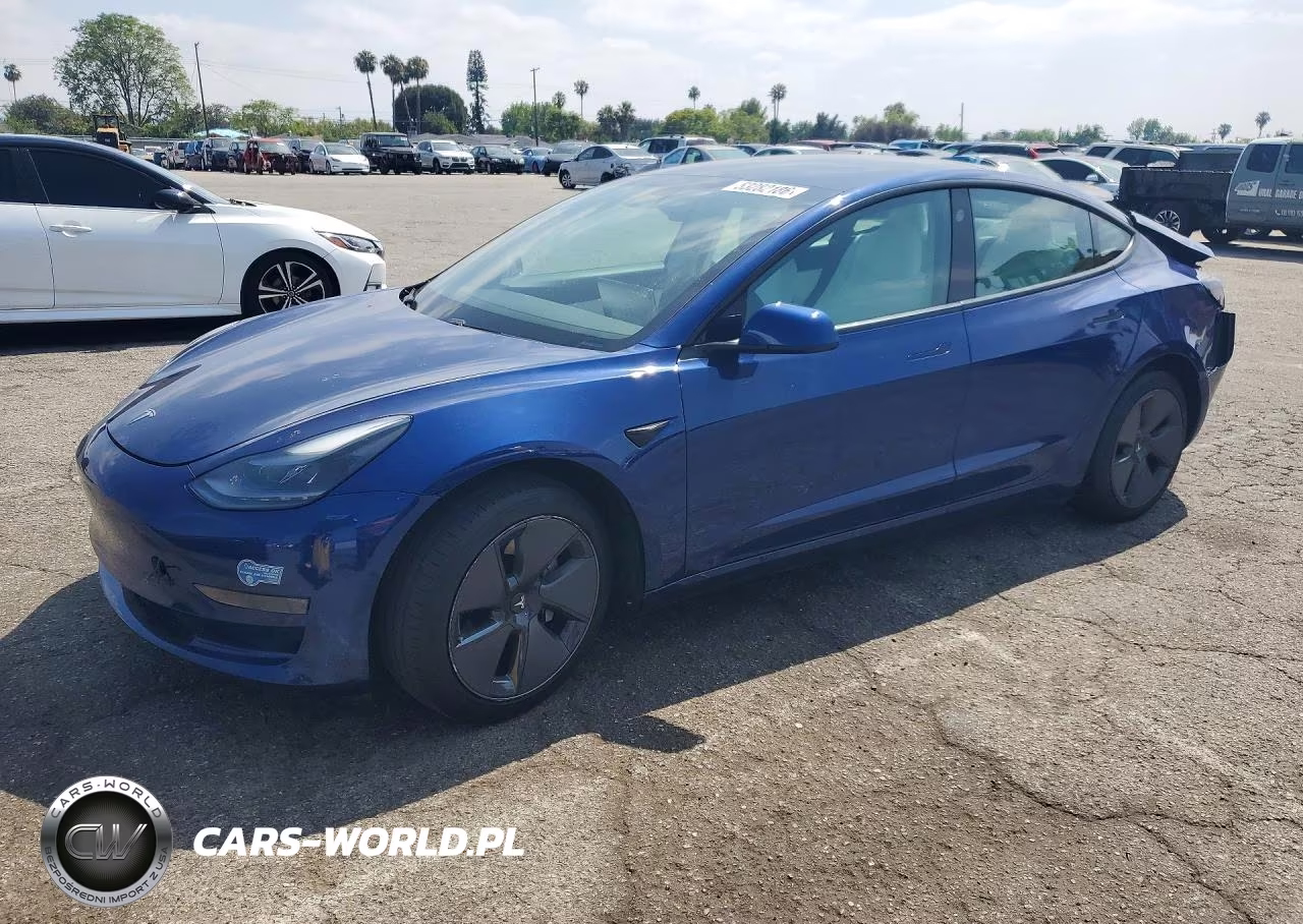 2021 Tesla Model 3 – zdjęcie 1 z 12