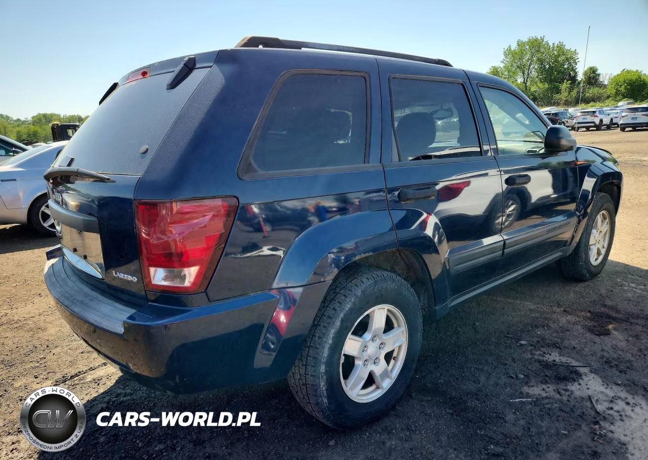 2005 Jeep Grand Cherokee Laredo VIN:1J4HR48N95C679282 - 3