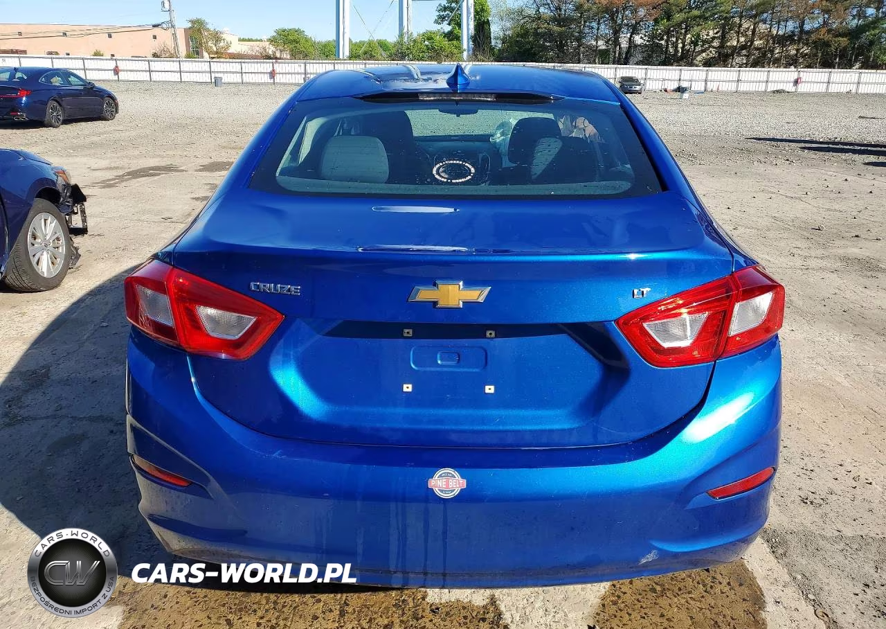2017 Chevrolet Cruze Lt VIN:1G1BE5SM3H7263960 - 6