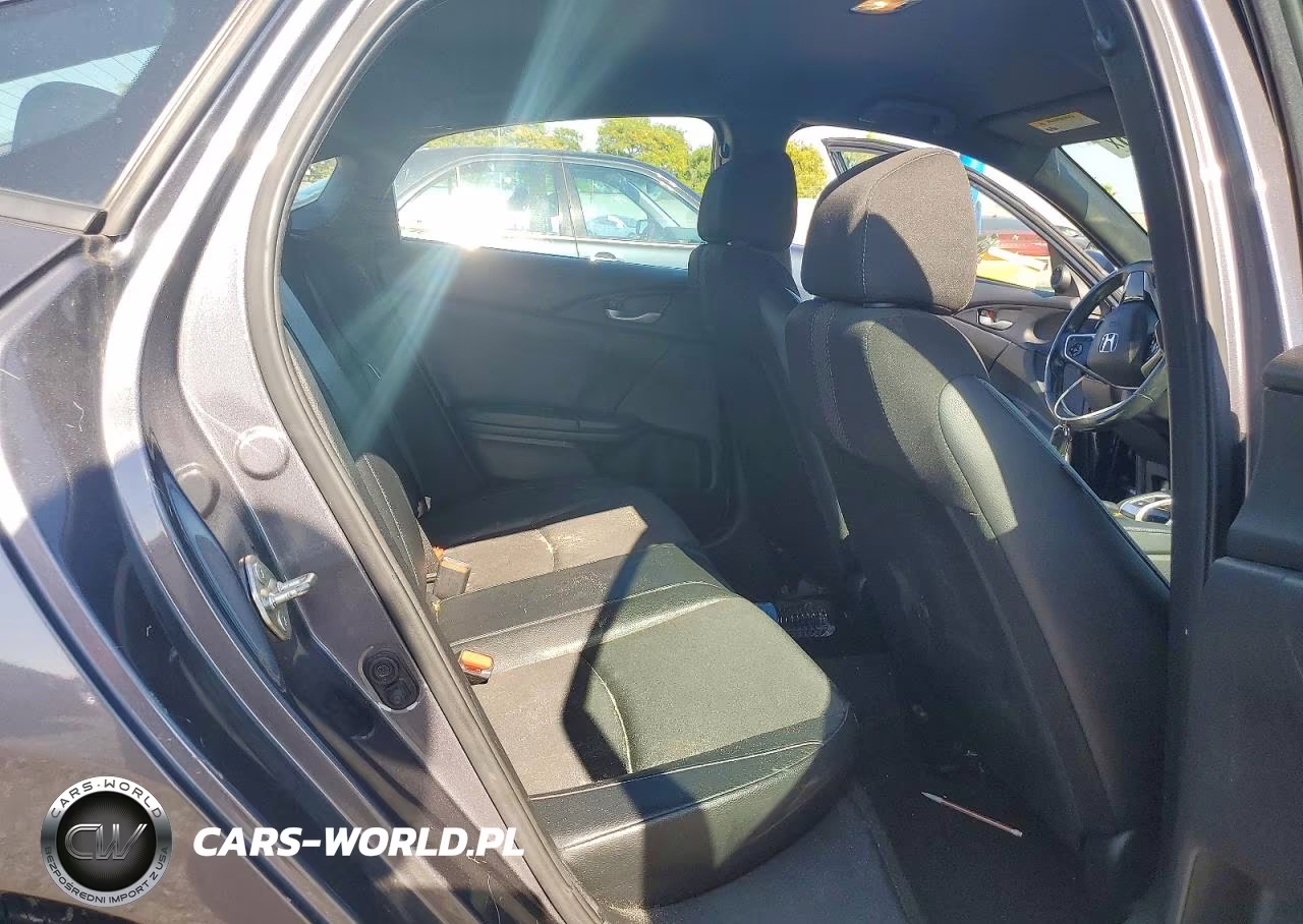 2019 Honda Civic Sport VIN:2HGFC2F8XKH517915 - 10