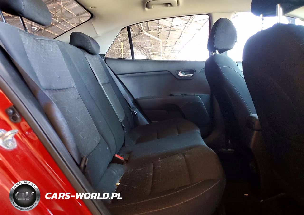 2020 Kia Rio S VIN:3KPA24AD6LE318191 - 10