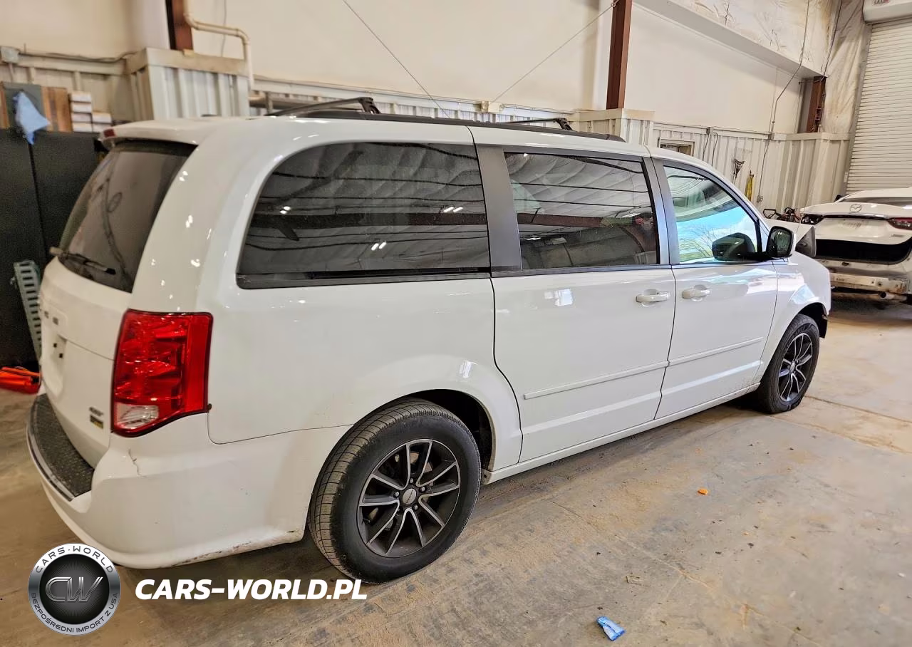 DODGE GRAND CARA VIN:2C4RDGEG8HR696960 - 3