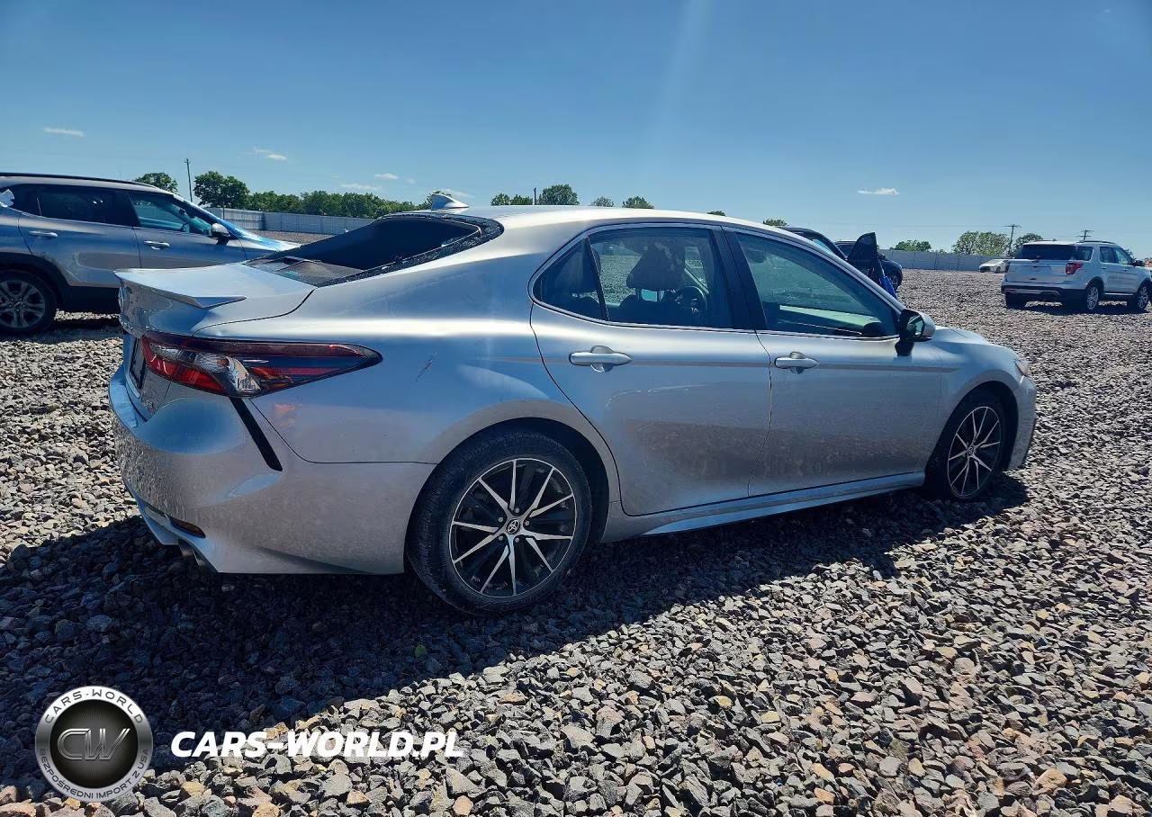 2024 Toyota Camry Se VIN:4T1G11AK9RU202743 - 3