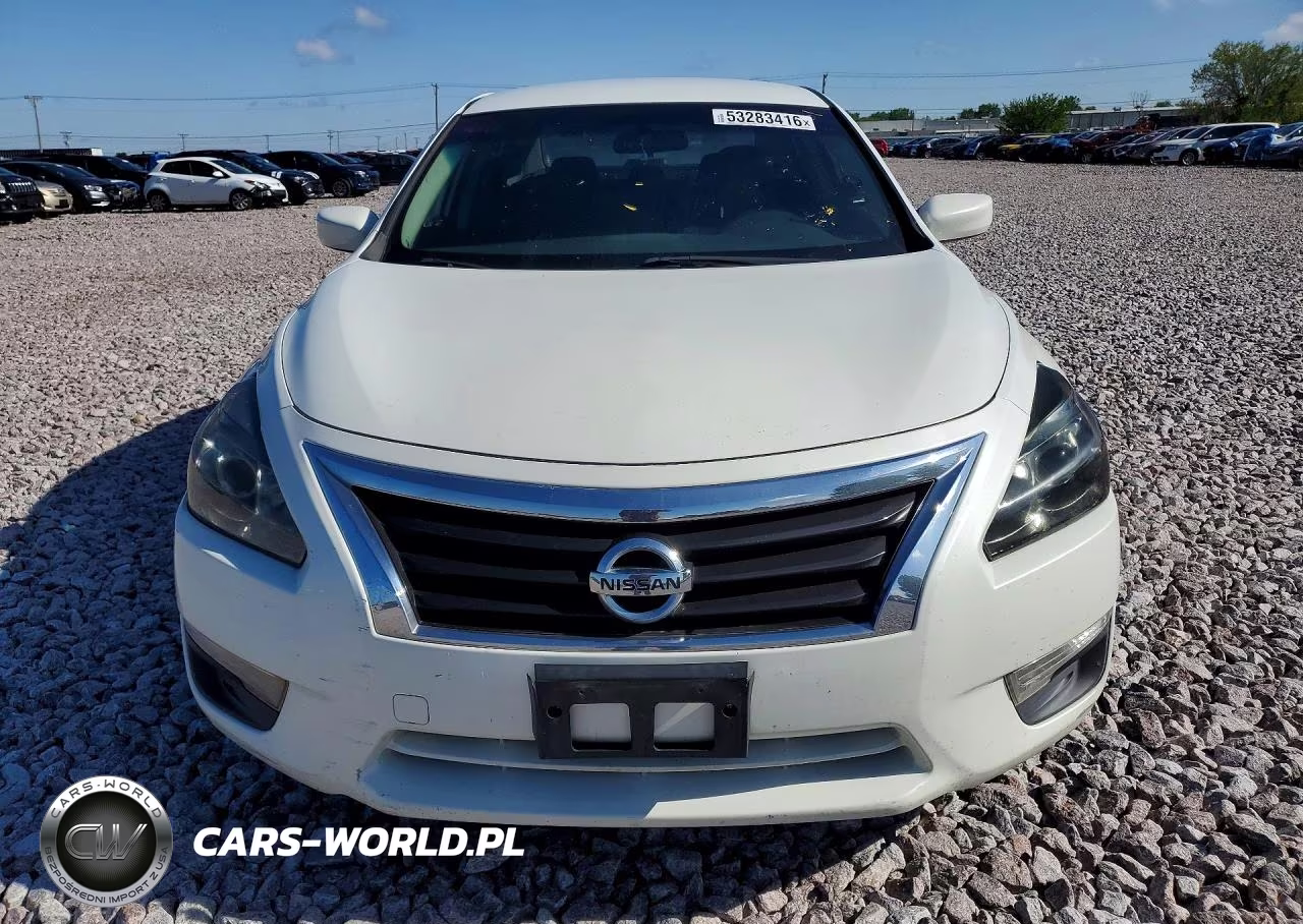 2014 Nissan Altima 2.5 S VIN:1N4AL3AP0EN210395 - 5