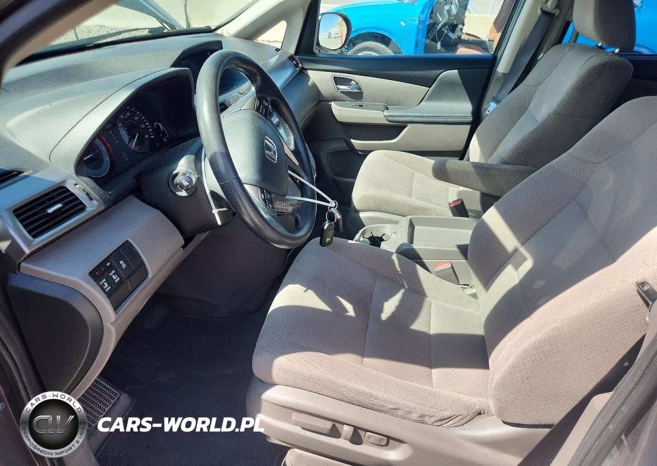 2016 Honda Odyssey Se VIN:5FNRL5H33GB150884 - 7
