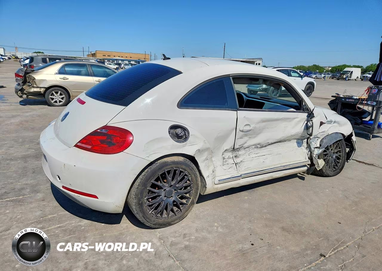 2012 Volkswagen Beetle VIN:3VWJP7AT1CM619254 - 3