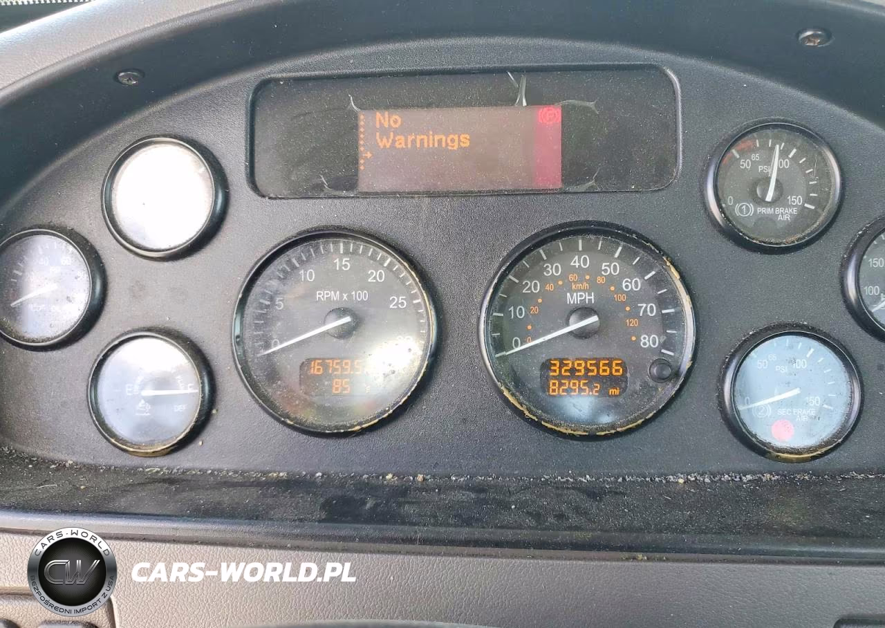 2016 Peterbilt 337 Utility - Service Truck VIN:2NP2HM7X8GM355676 - 9