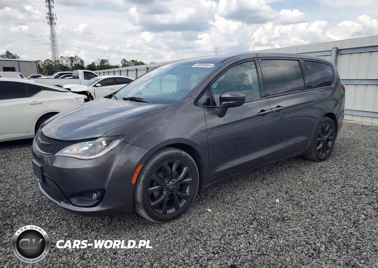 2019 Chrysler Pacifica Touring Plus