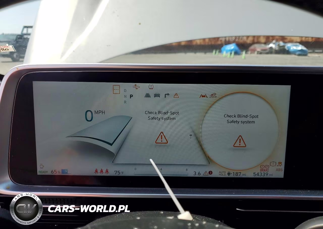 2023 Hyundai Ioniq 6 Sel VIN:KMHM34AA4PA033736 - 9