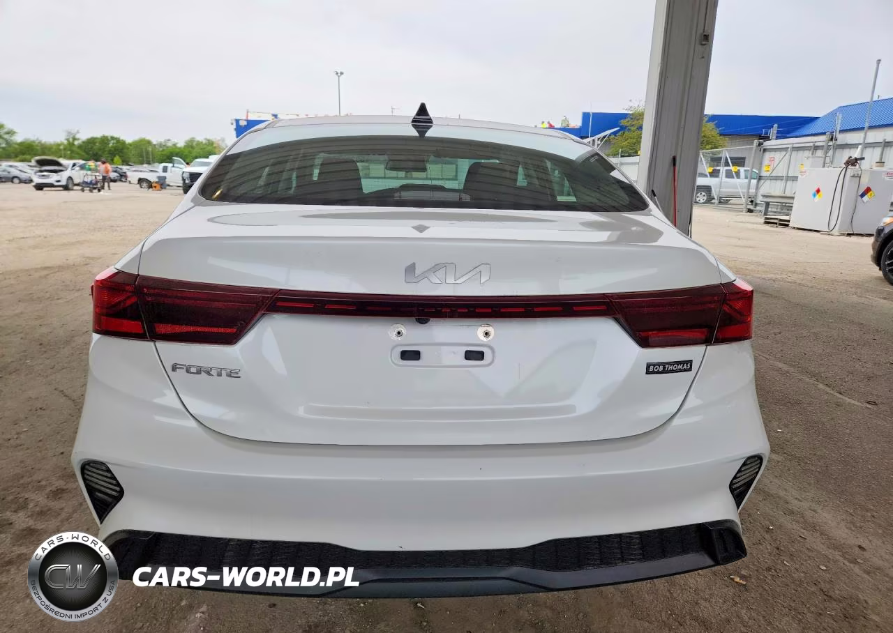 2023 Kia Forte Lxs VIN:3KPF24AD8PE567314 - 6