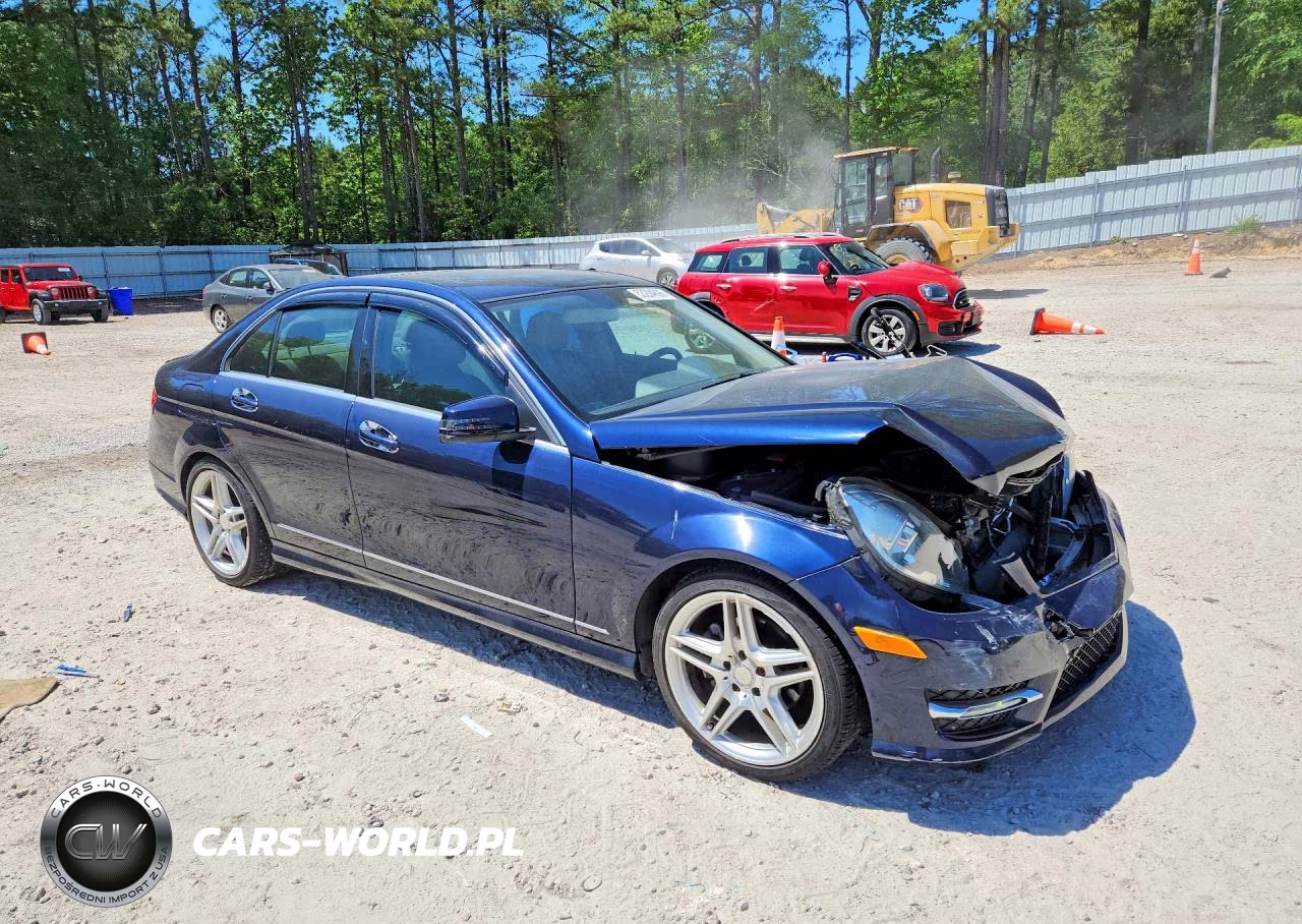 2014 Mercedes-Benz C 250 VIN:WDDGF4HB1EG232279 - 4