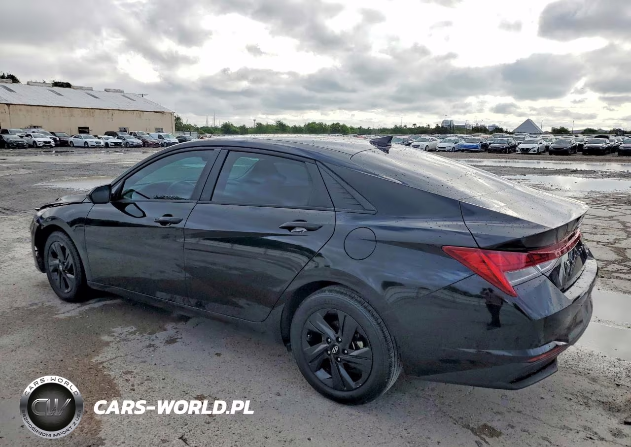 2023 Hyundai Elantra Blue VIN:KMHLM4AJ2PU077080 - 2
