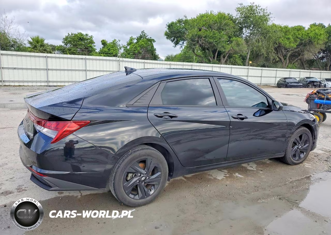 2023 Hyundai Elantra Blue VIN:KMHLM4AJ2PU077080 - 3