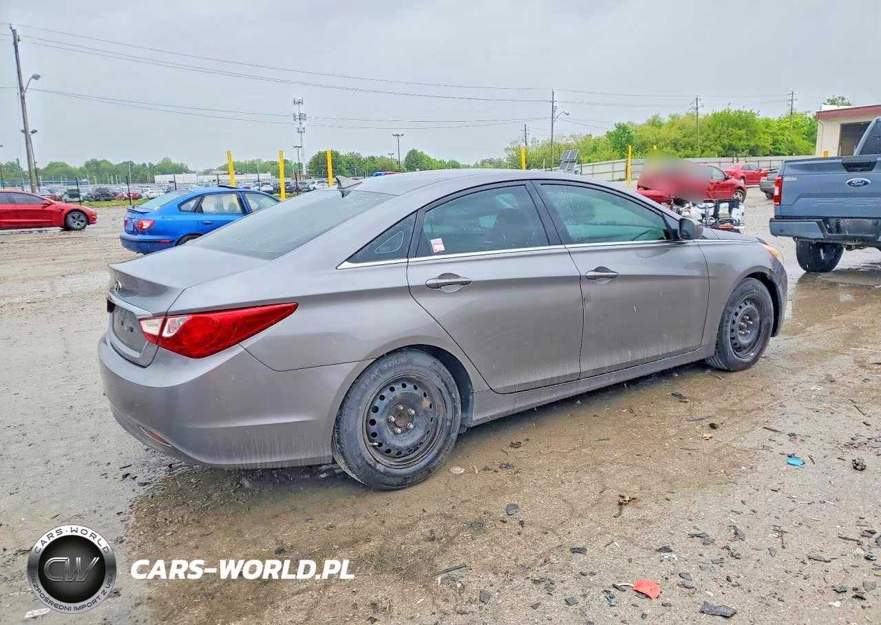 2011 Hyundai Sonata Gls VIN:5NPEB4ACXBH064858 - 3