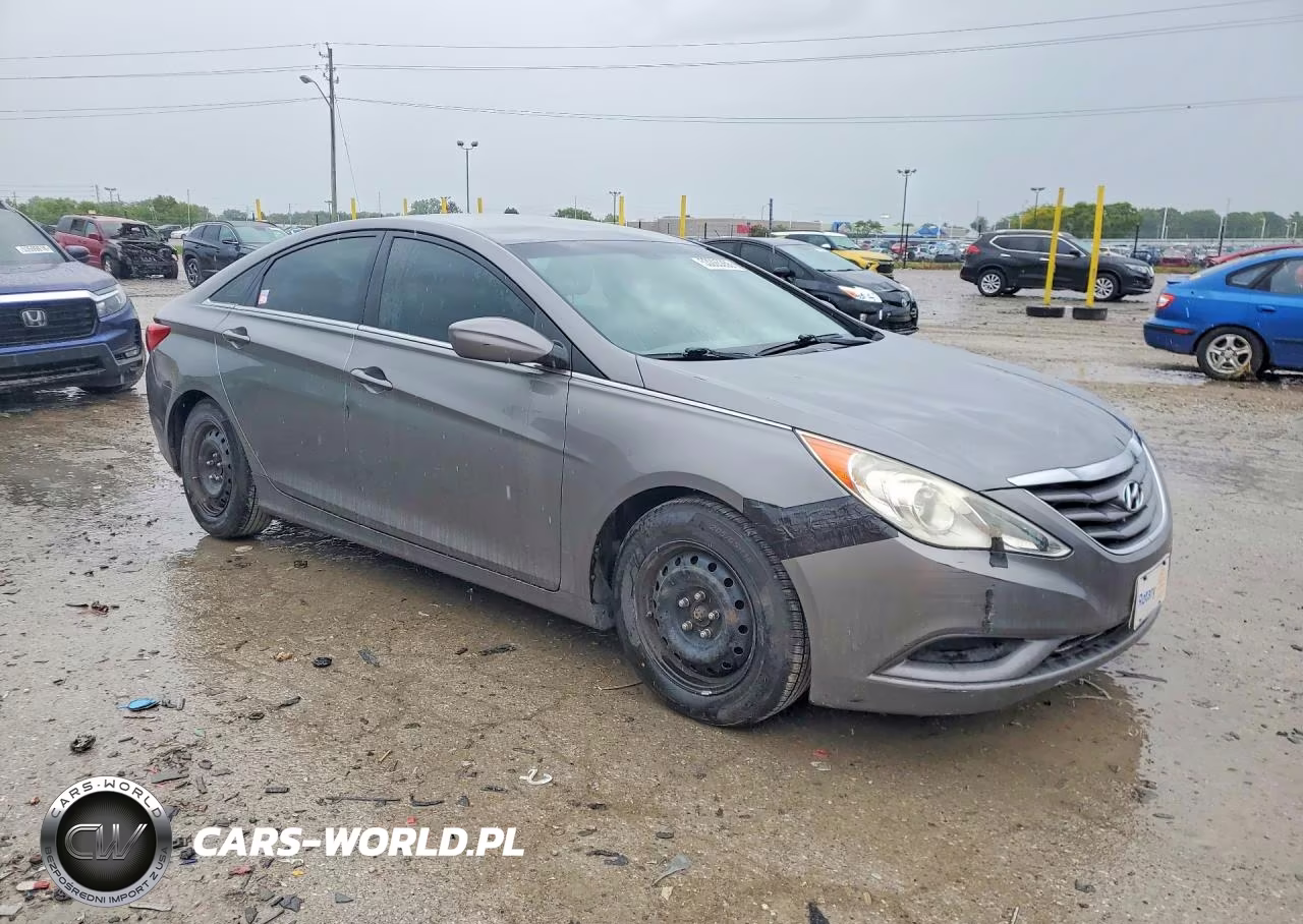 2011 Hyundai Sonata Gls VIN:5NPEB4ACXBH064858 - 4