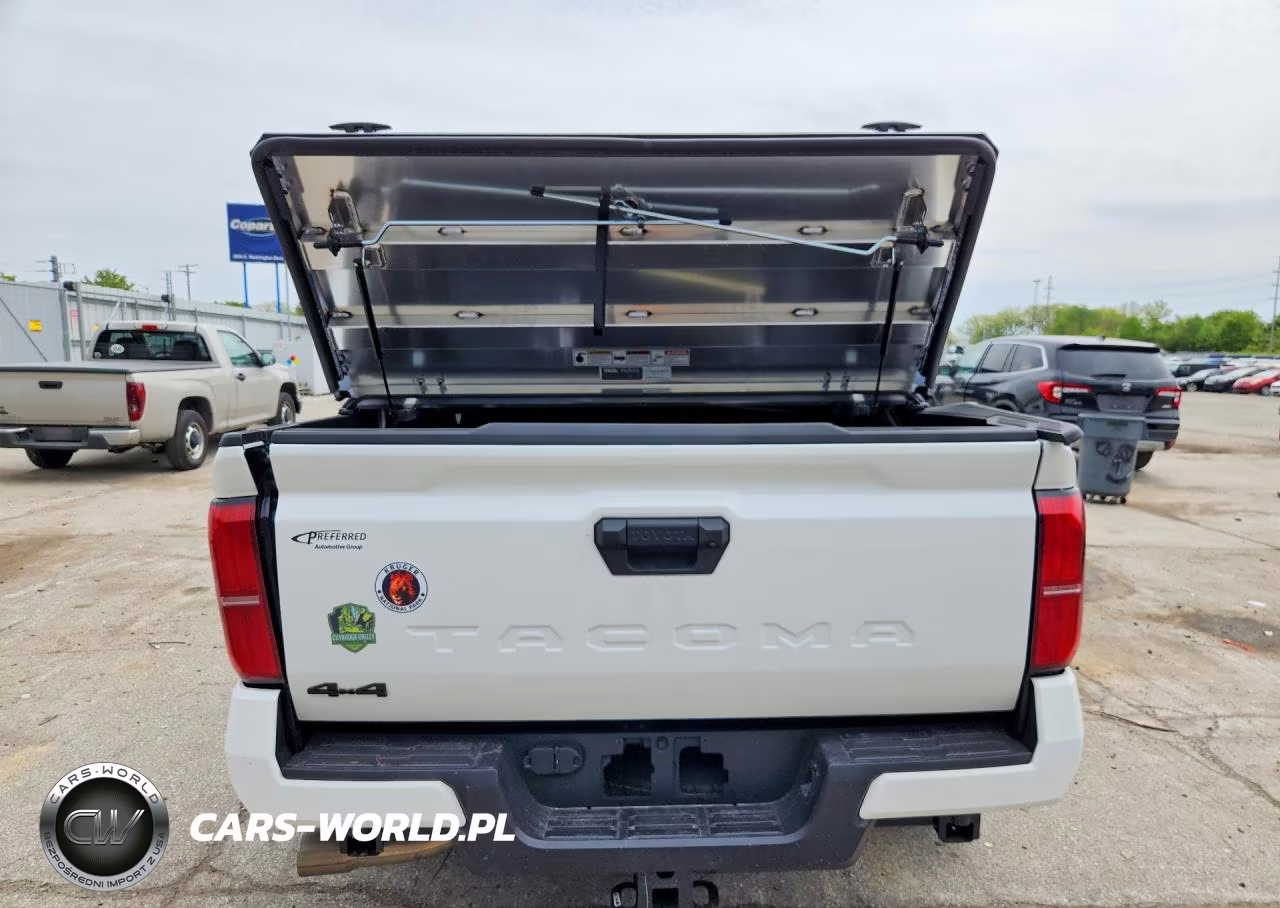2025 Toyota Tacoma Trd Off-Road VIN:3TMLB5JN3SM107140 - 6