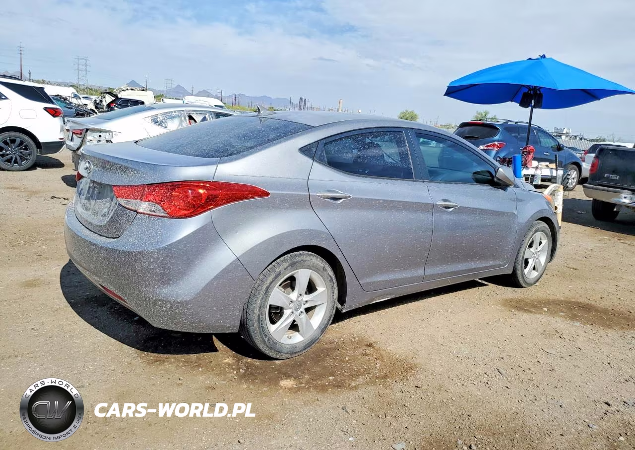2013 Hyundai Elantra Gls VIN:KMHDH4AE9DU561500 - 3