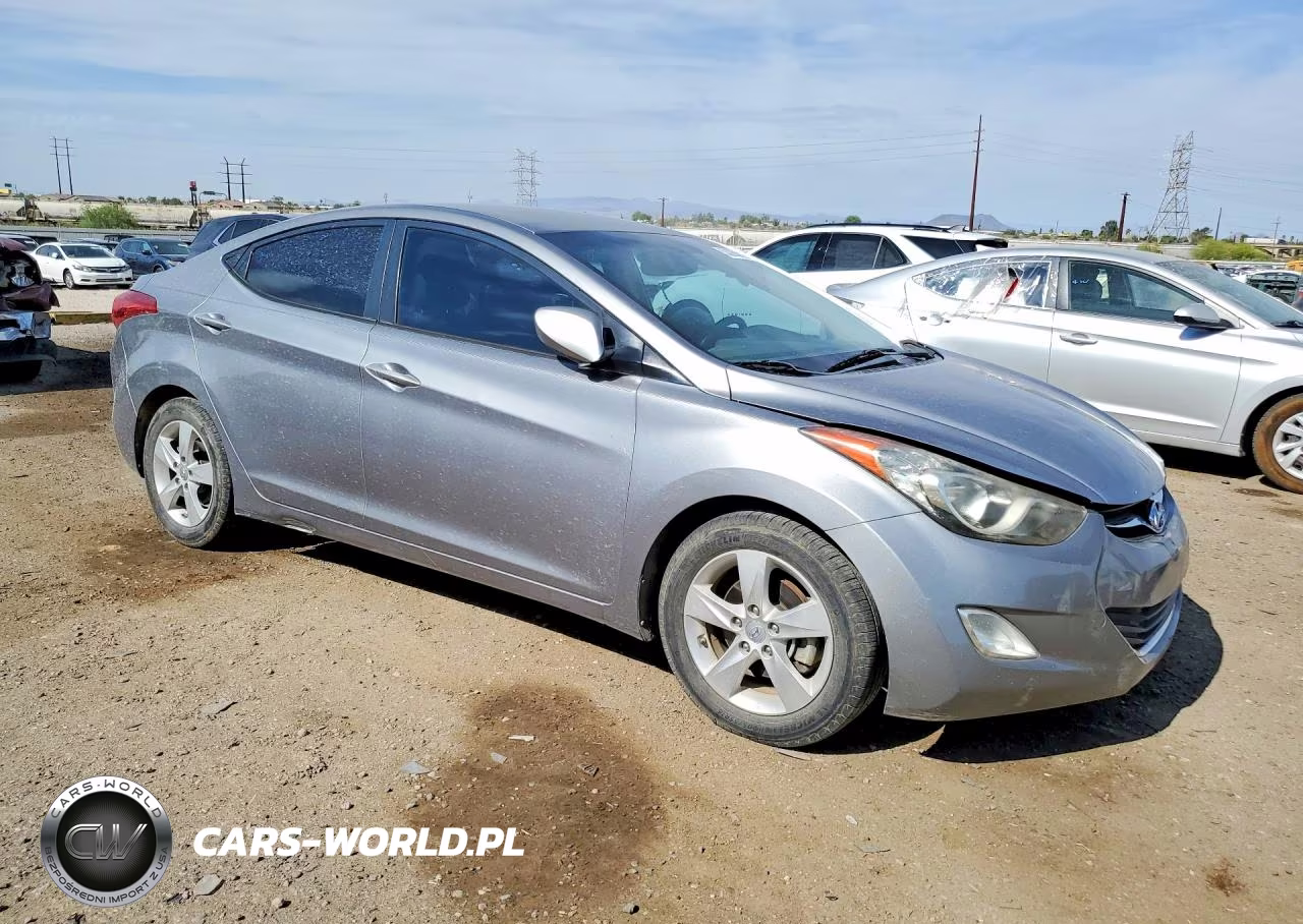 2013 Hyundai Elantra Gls VIN:KMHDH4AE9DU561500 - 4