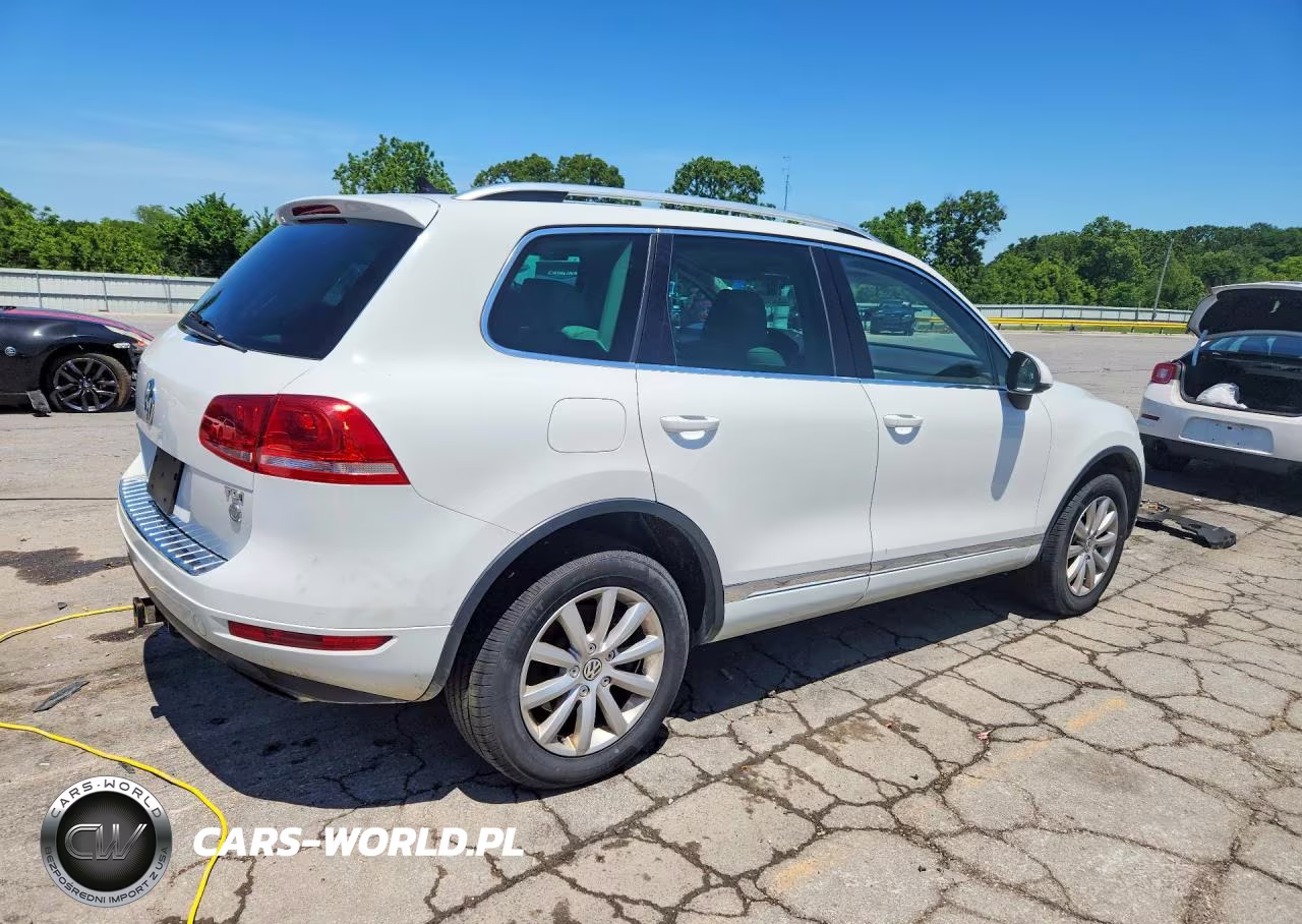 2012 Volkswagen Touareg V6 Tdi VIN:WVGEK9BPXCD008033 - 3