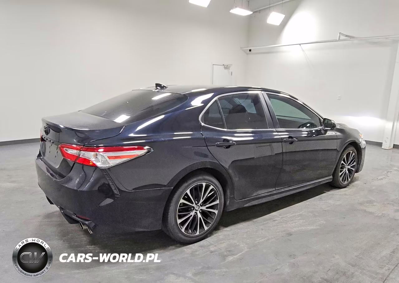 2020 Toyota Camry Se VIN:4T1G11AK4LU301607 - 3