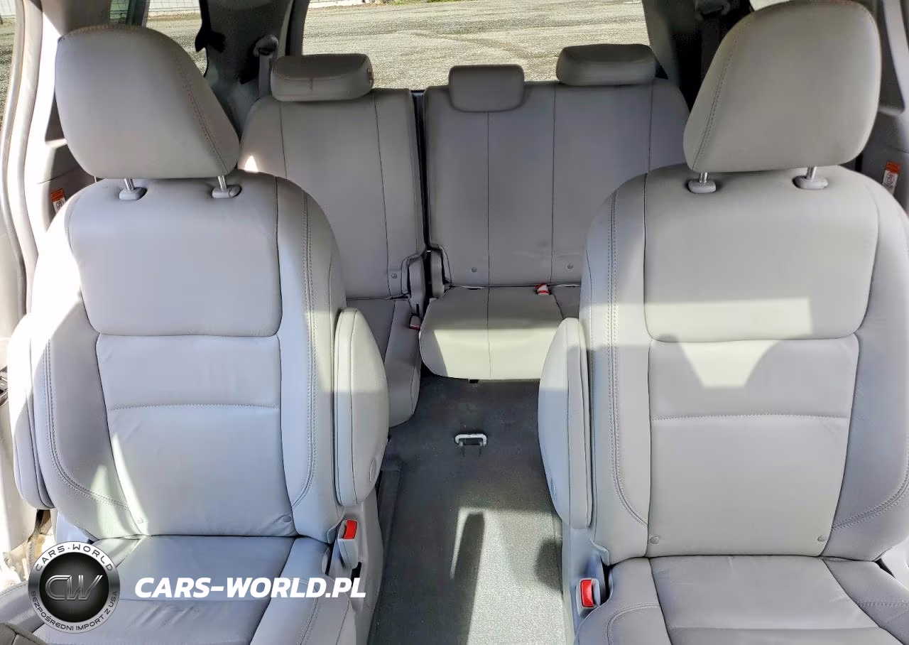 2019 Toyota Sienna L Fwd W-7-Pas VIN:5TDDZ3DC5KS223728 - 10