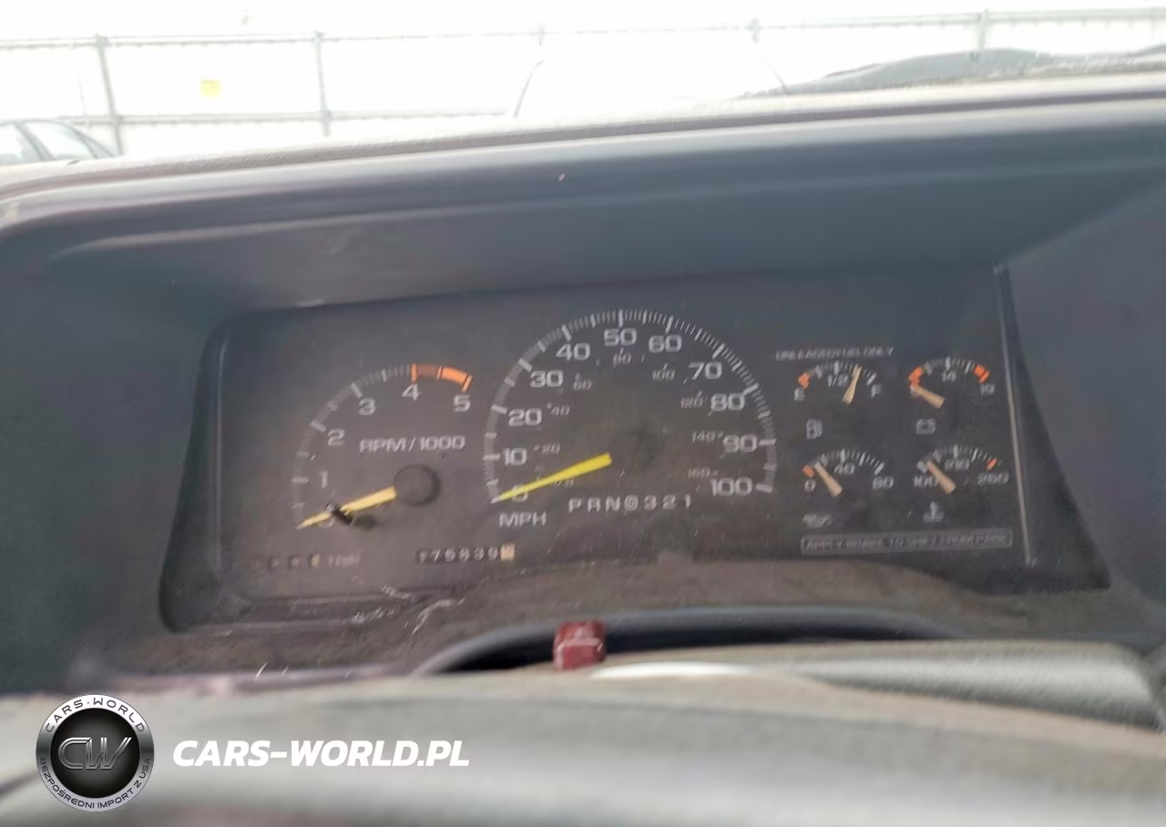 1995 Chevrolet Tahoe K1500 VIN:1GNEK13KXSJ458748 - 9