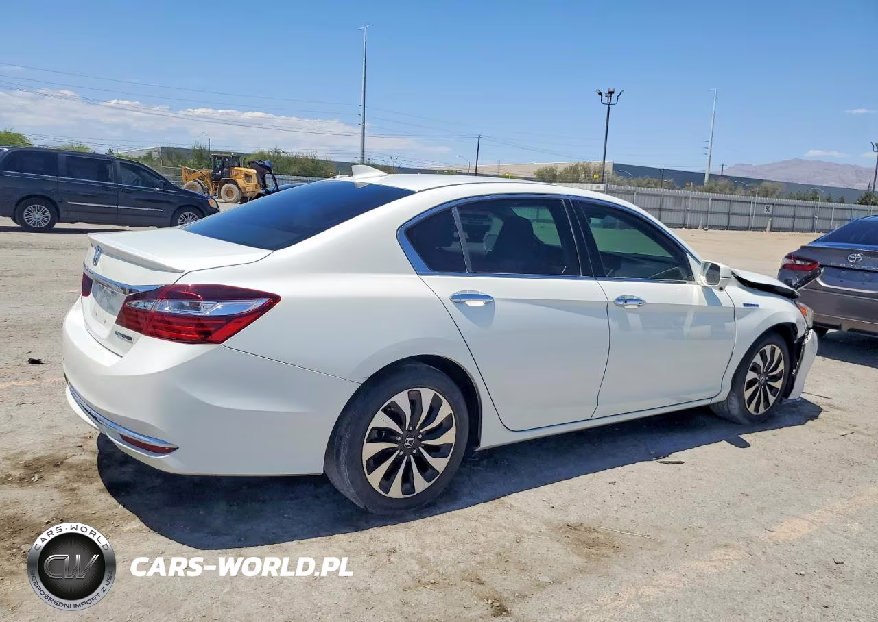 2017 Honda Accord Hybrid Exl VIN:JHMCR6F50HC030035 - 3