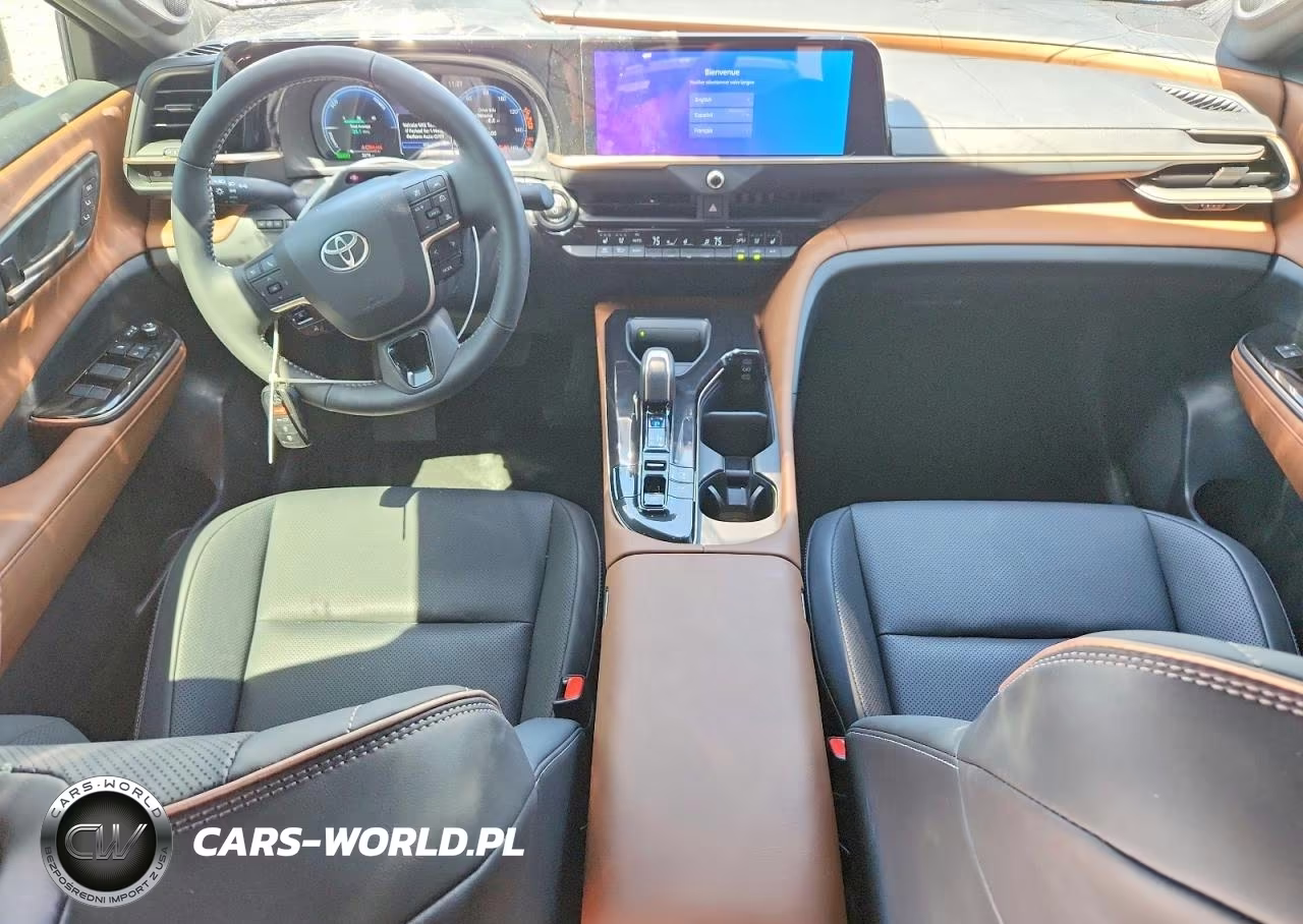 2026 Toyota Crown Limited VIN:JTDAAAAF8T3045958 - 8