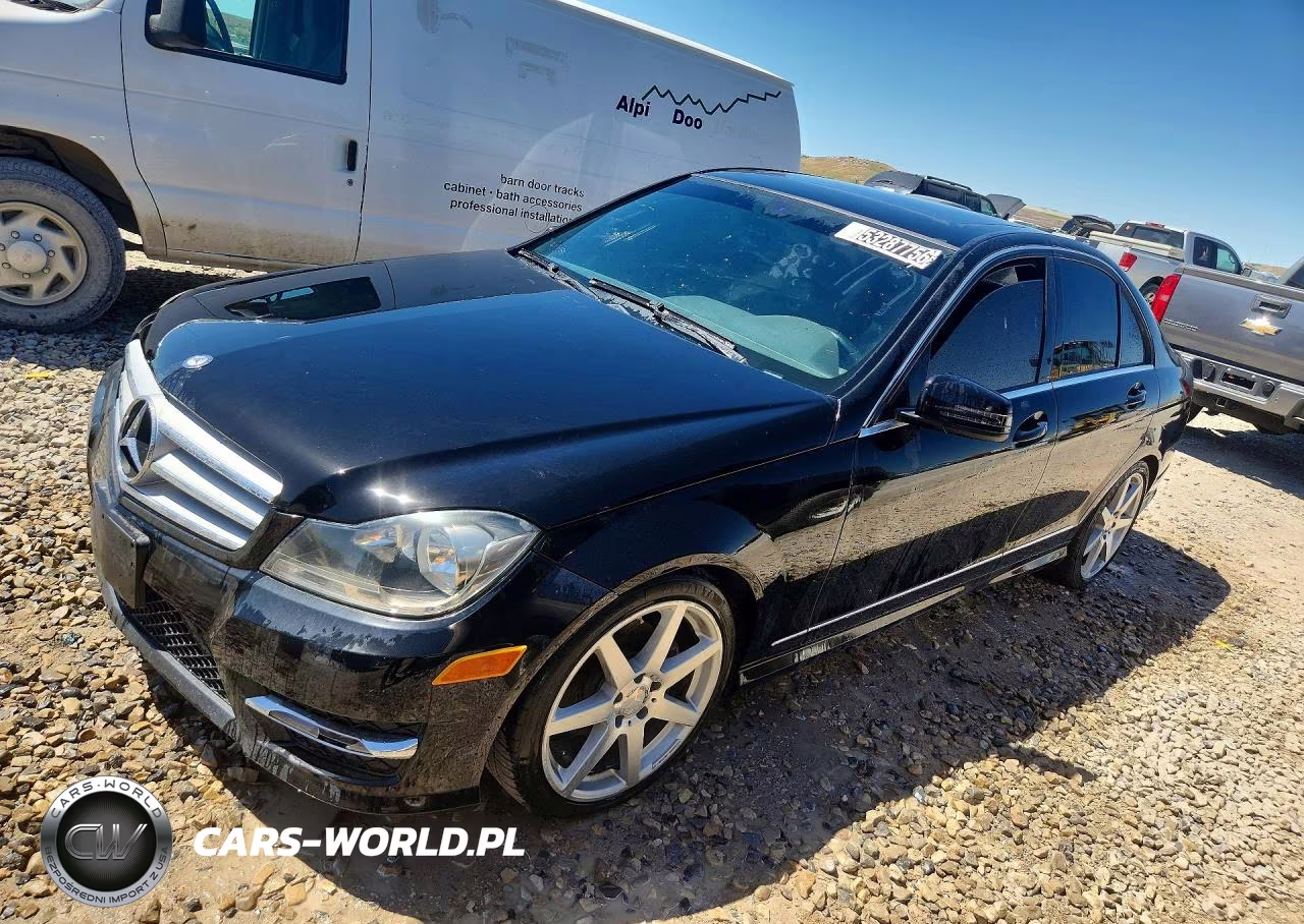 2013 Mercedes-Benz C 250 – zdjęcie 1 z 12
