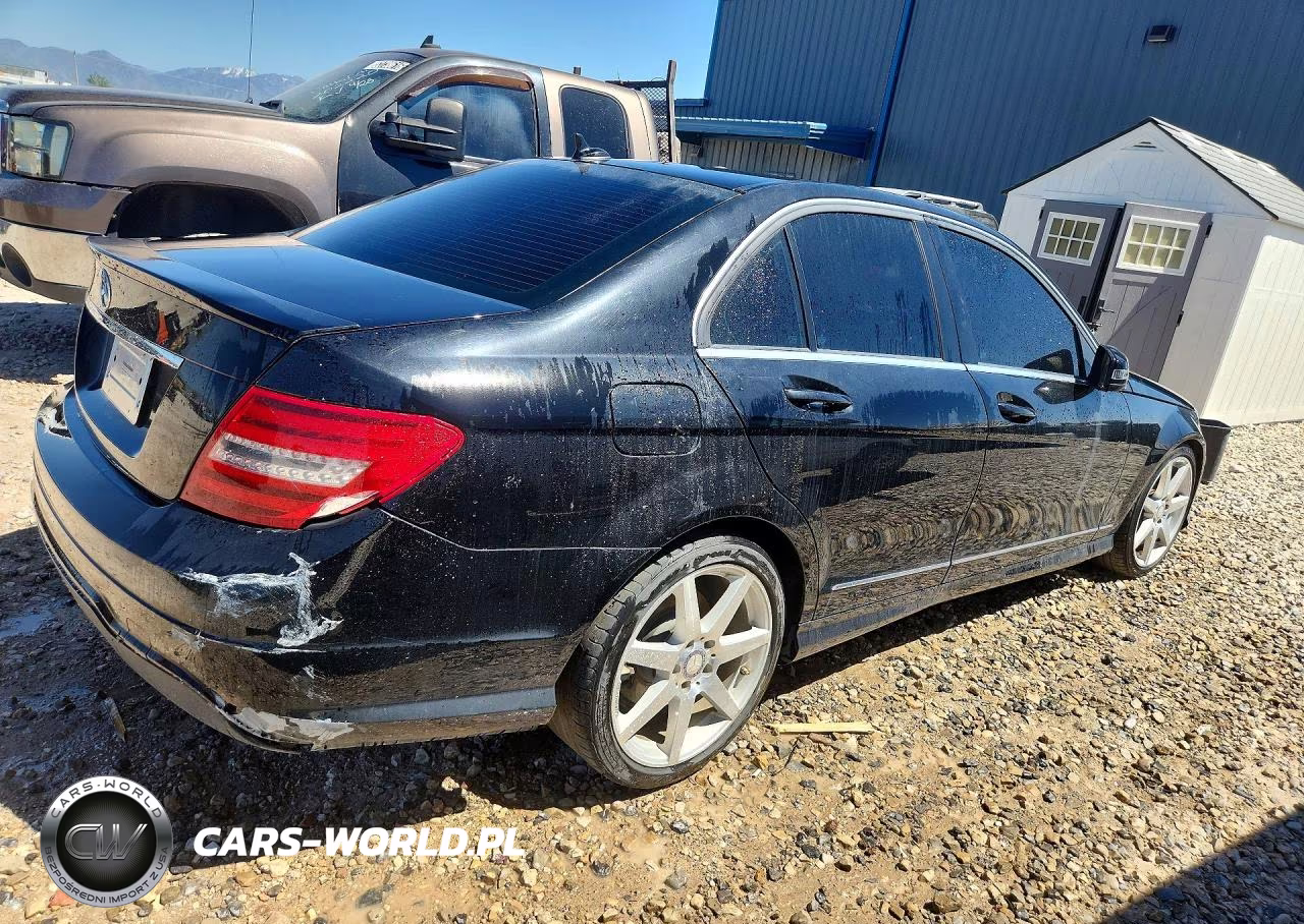 2013 Mercedes-Benz C 250 VIN:WDDGF4HB9DR263783 - 3