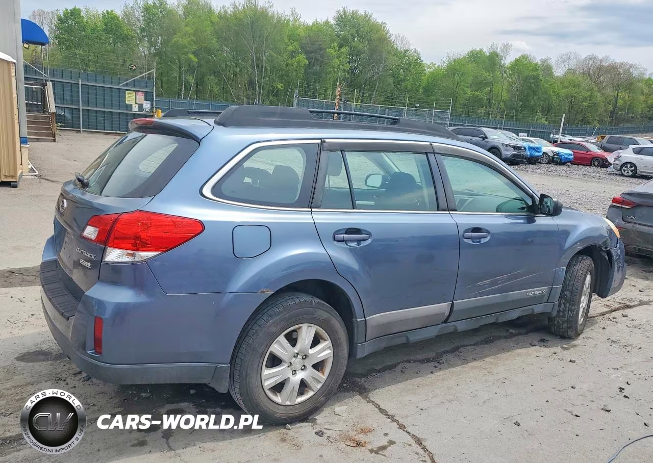 2013 Subaru Outback 2.5I VIN:4S4BRBACXD3310708 - 3
