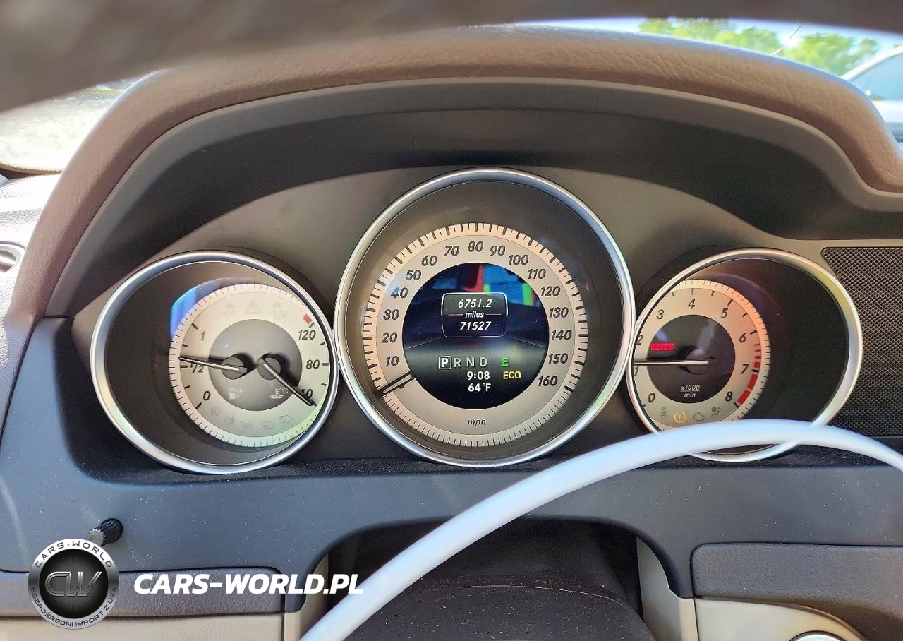 2014 Mercedes-Benz C 300 4Matic VIN:WDDGF8AB7ER305435 - 9