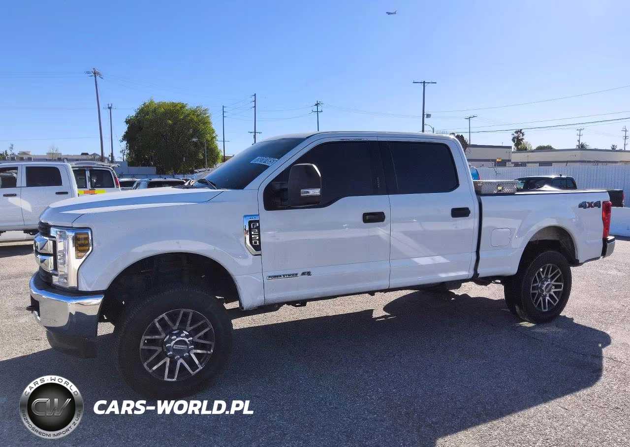 2019 Ford F250 Super Duty – zdjęcie 1 z 12