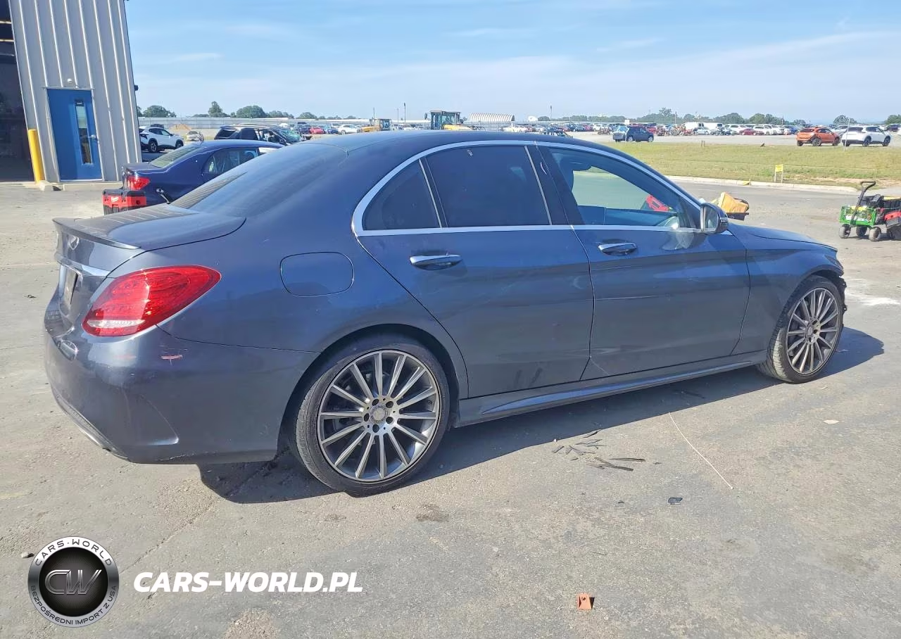 2016 Mercedes-Benz C 300 VIN:55SWF4JB1GU153383 - 3