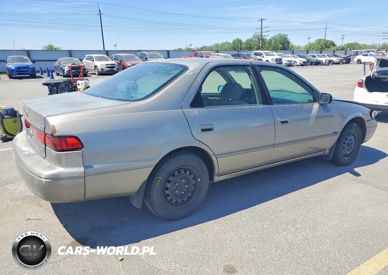 1998 Toyota Camry Le VIN:JT2BG22K0W0246658 - 3
