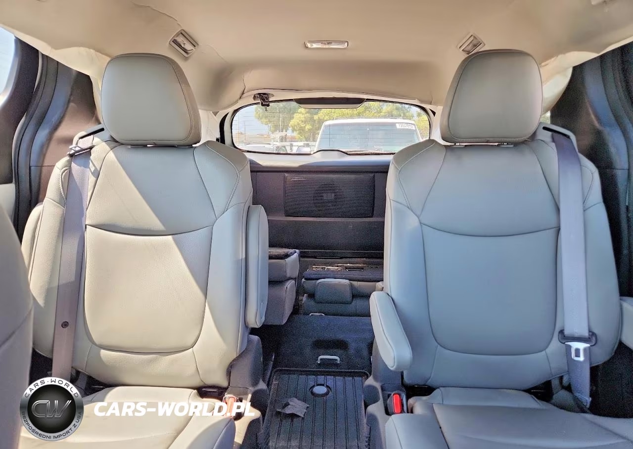 2025 Toyota Sienna Xle 7-Passenger VIN:5TDJRKEC4SS247448 - 10